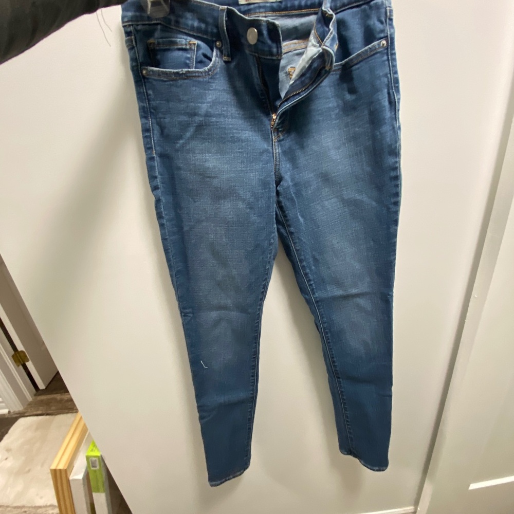 Levi’s 311 shaping Skinny